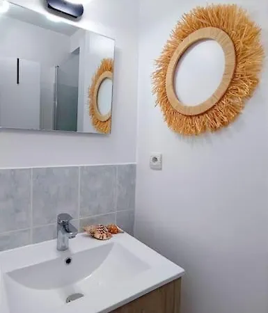 Διαμέρισμα Cosy, Detente Avec Terrasse